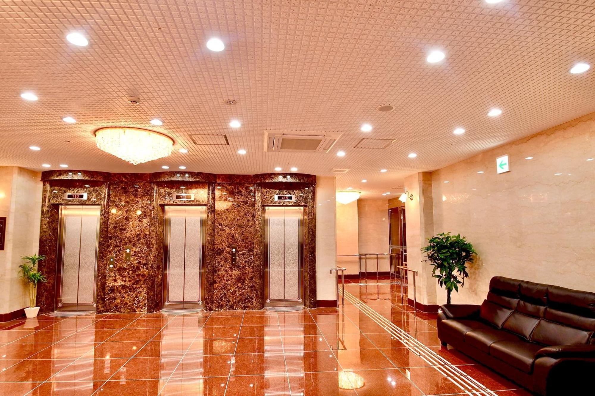 Himeji Ekimae Universal Hotel Minamiguchi Exterior photo